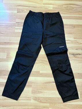 Patagonia Women's Small Black Nylon Lightweight Hiking Pants Gorpcore Camping